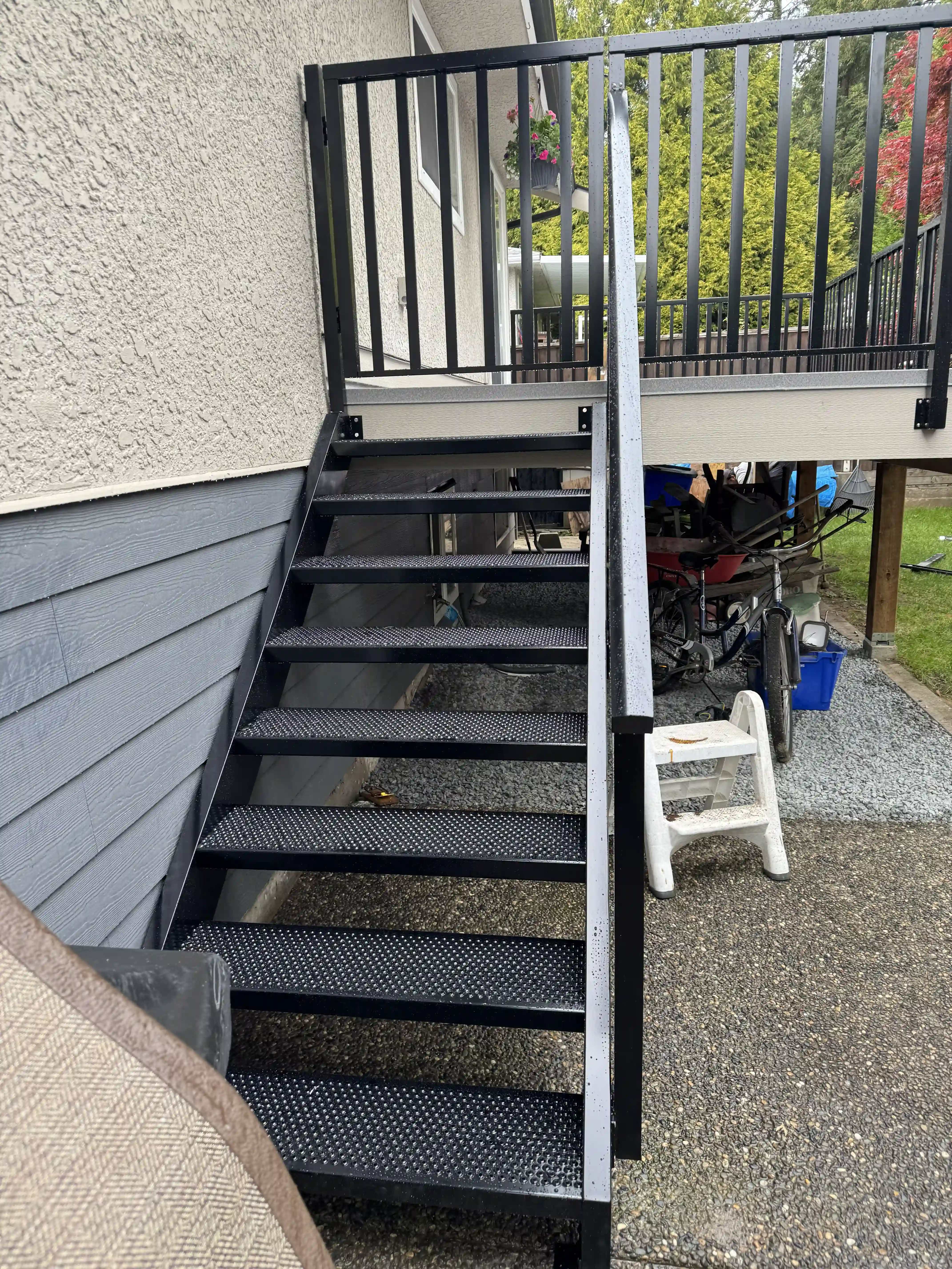 Exterior Staircase ES-03