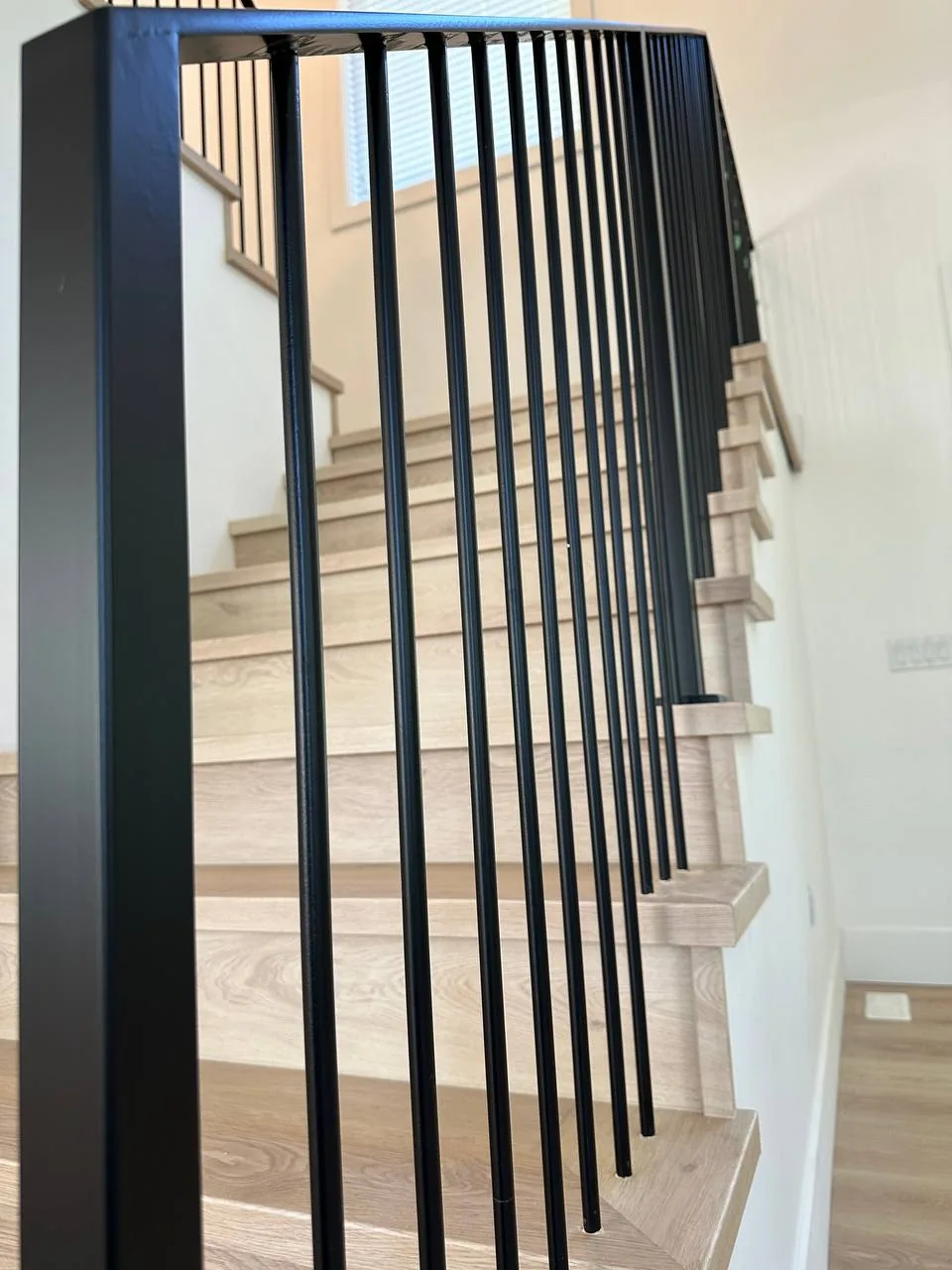 Interior Railing IR-04