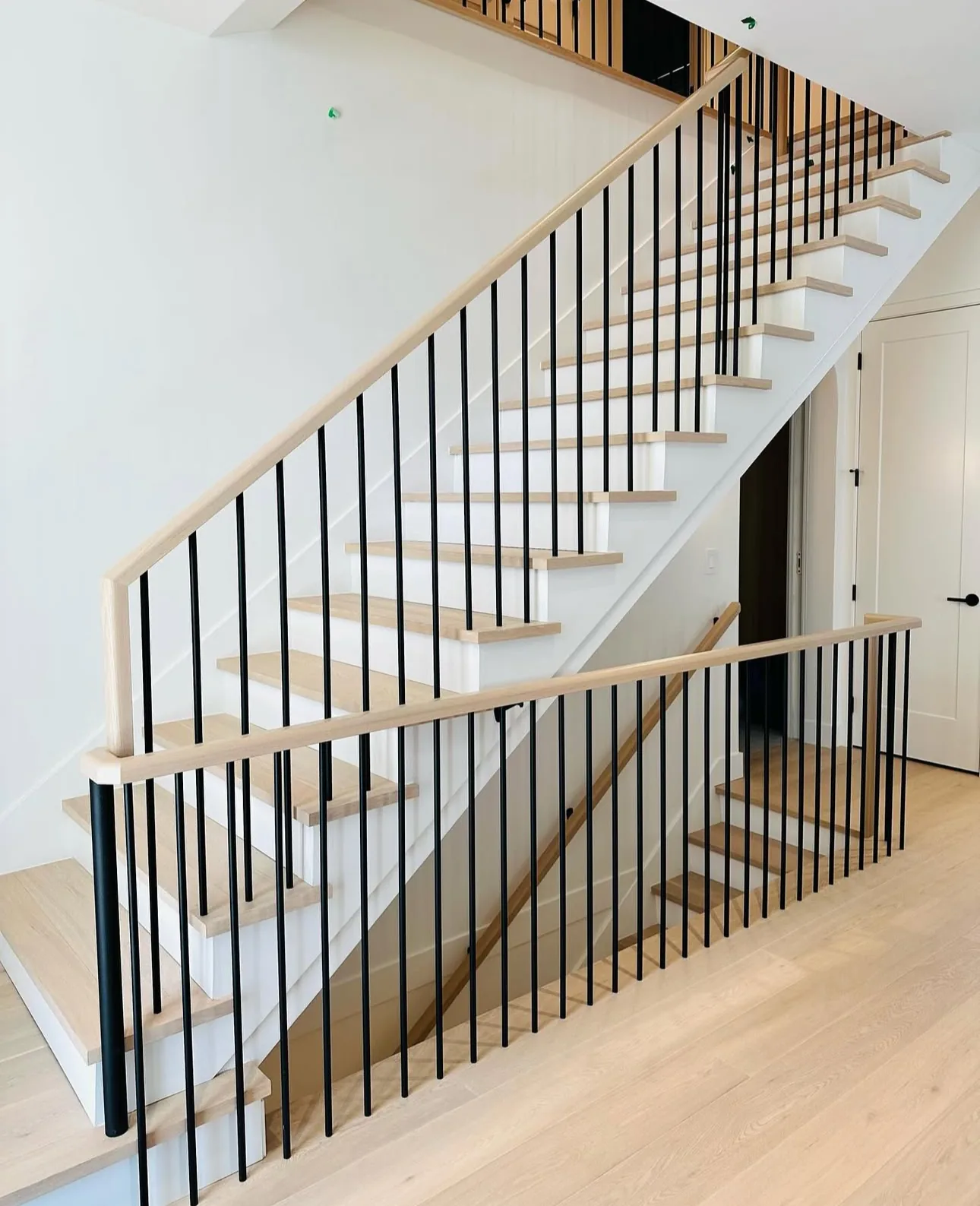 Interior Railing IR-07